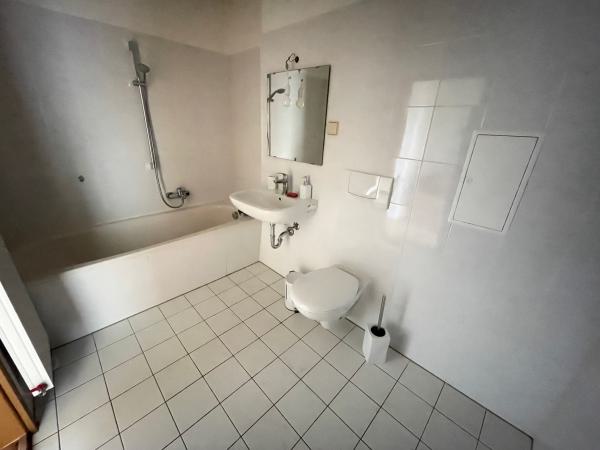 Vermietung 2Raum Wohnung CarlvonOssietzkyStr 30 02826 Görlitz mit DSL, Separate Küche, Einbauküche, Kabel TV, Abstellkammer, Dachboden