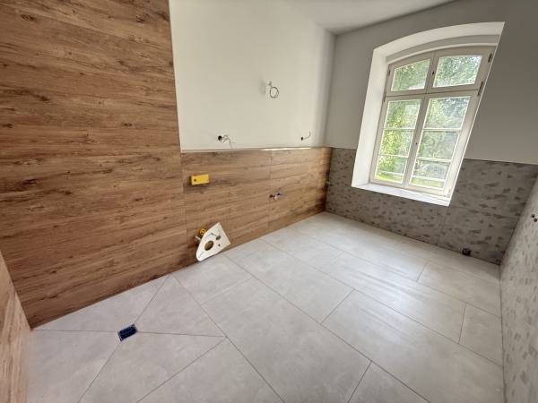 Vermietung 3Raum Wohnung Bismarckstr 8 02826 Görlitz mit DSL, Stellplatz, Kabel TV, Balkon, Fußbodenheizung, Erstbezug, Abstellkammer, GästeWC, Hinterhaus, Keller