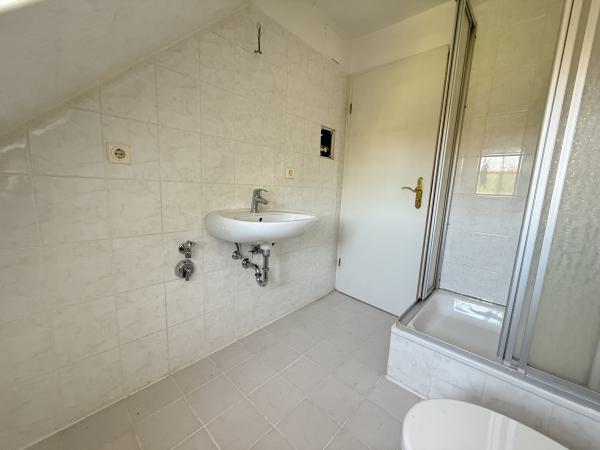 Vermietung 2Raum Wohnung Hotherstr 1617 02826 Görlitz mit DSL, Kabel TV, Dachboden