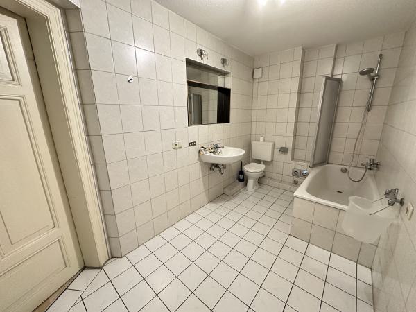 Vermietung 2Raum Wohnung CarlvonOssietzkyStr 4  02826 Görlitz  mit DSL, Separate K&uuml;che, Einbauk&uuml;che, Kabel TV, Abstellkammer, Keller, Dachboden
