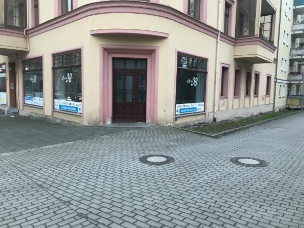 Vermietung Ladenlokal CarlvonOssietzkyStrasse 02826 Görlitz mit Kabel TV, Separate Küche, DSL