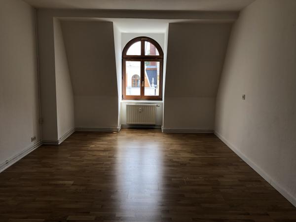 Vermietung 3Raum Wohnung Emmerichstrasse 02826 Görlitz mit Abstellkammer, Kabel TV, Separate Küche, DSL