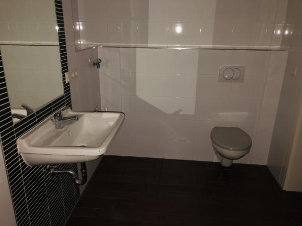 Vermietung 3Raum Wohnung Jauernicker Strasse 02826 Görlitz mit Abstellkammer, Parkett, Balkon, Kabel TV, Separate Küche, DSL