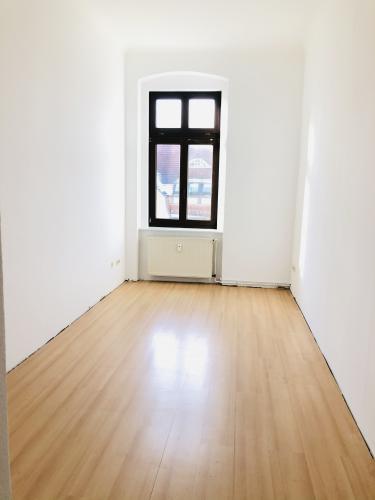 Vermietung 4Raum Wohnung CarlvonOssietzkyStr 4 02826 Görlitz mit DSL, Separate Küche, Einbauküche, Kabel TV, Abstellkammer