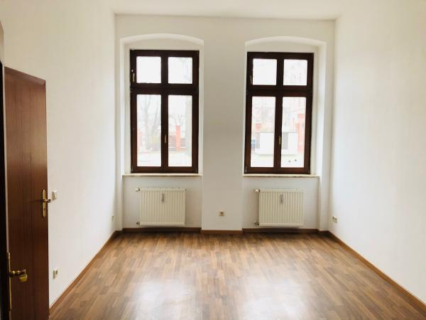 Vermietung 2Raum Wohnung Dresdener Strasse 02826 Görlitz mit DSL, Separate Küche