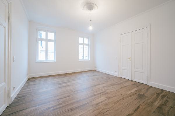 Vermietung 3Raum Wohnung JamesvonMoltkeStr 13 02826 Görlitz mit DSL, Stellplatz, Kabel TV, Balkon, Lift, Fußbodenheizung, Erstbezug, Abstellkammer, Keller