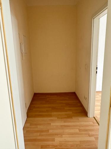 Vermietung 2Raum Wohnung Bautzener Str 37 02826 Görlitz mit DSL, Separate Küche, Kabel TV, Keller