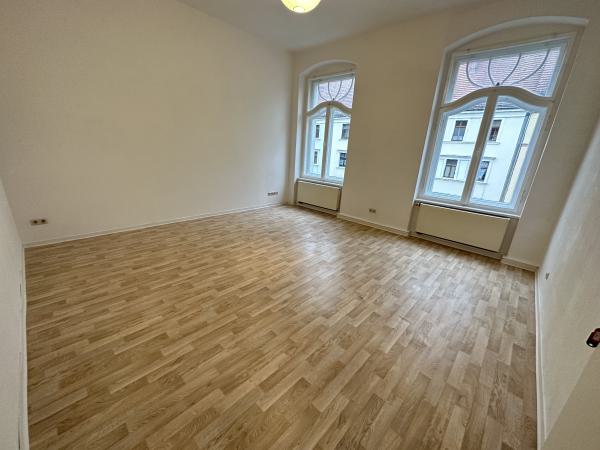 Vermietung 1Raum Wohnung CarlvonOssietzkyStr 10 02826 Görlitz mit DSL, Separate Küche, Kabel TV, Keller