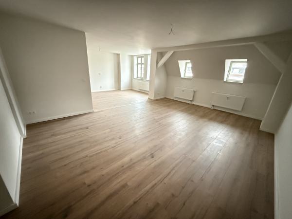 Vermietung 2Raum Wohnung Schillerstr 7  02826 Görlitz  mit DSL, Stellplatz, Kabel TV, Erstbezug, Keller