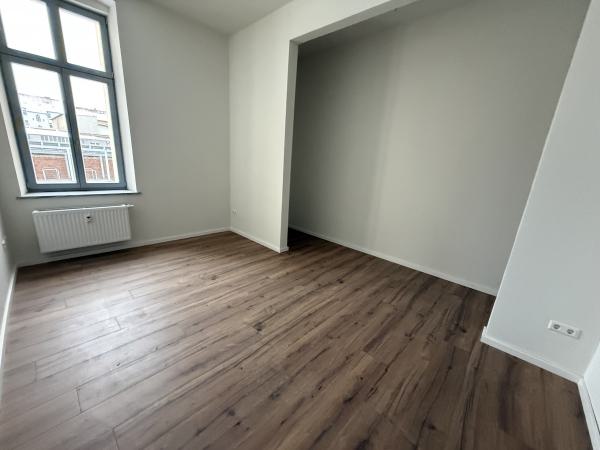 Vermietung 3Raum Wohnung Schillerstr 8  02826 Görlitz  mit DSL, Separate K&uuml;che, Stellplatz, Kabel TV, Balkon, Erstbezug, Keller