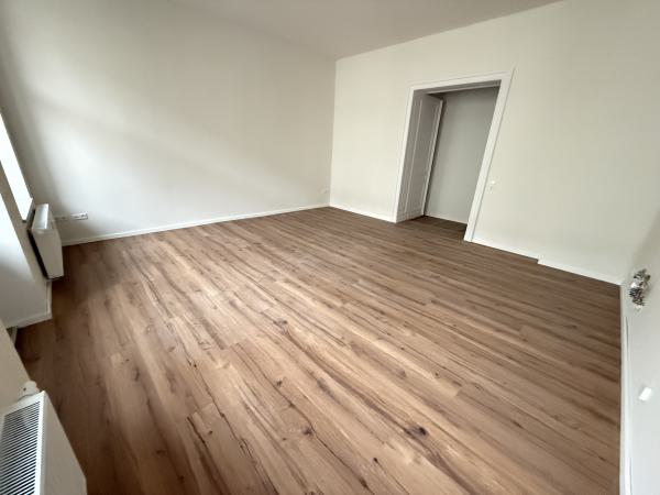 Vermietung 2Raum Wohnung Schillerstr 8  02826 Görlitz  mit DSL, Stellplatz, Kabel TV, Balkon, Erstbezug, Keller