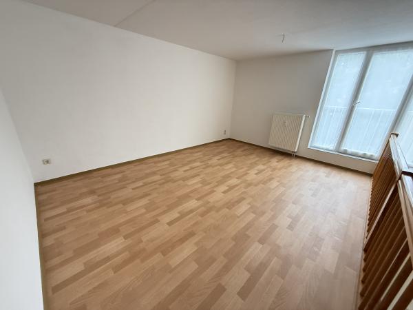 Vermietung 3Raum Wohnung Schulstr 32  02894 Reichenbach   mit DSL, Separate K&uuml;che, Stellplatz, Balkon, Maisonette, Abstellkammer, Keller