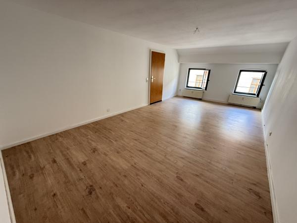 Vermietung 2Raum Wohnung Weberstr 2  02826 Görlitz  mit DSL, Separate K&uuml;che, Kabel TV, Balkon, Abstellkammer, Keller